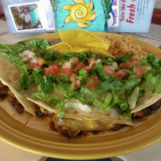 SOLO Quesadilla (s)