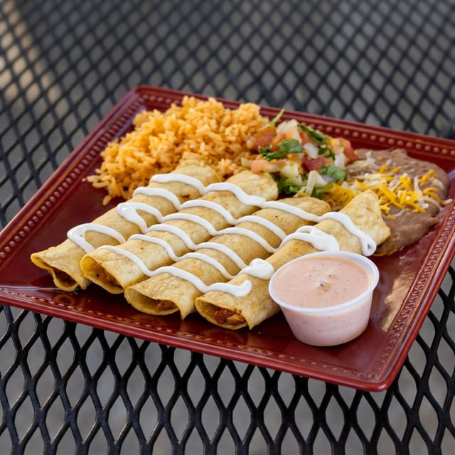 Tinga Taquitos (4).